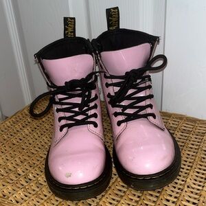 DR MARTENS 1460 pink patent boots